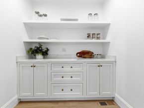 40 Foxcroft Rd, Winchester MA 01890