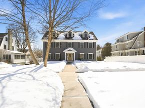 40 Foxcroft Rd, Winchester MA 01890