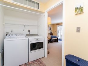 22 N Stone Mill Dr 1111, Dedham MA 02026