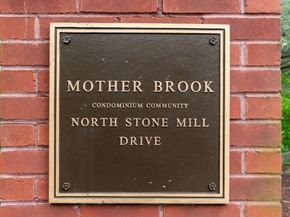 22 N Stone Mill Dr 1111, Dedham MA 02026