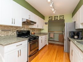 22 N Stone Mill Dr 1111, Dedham MA 02026