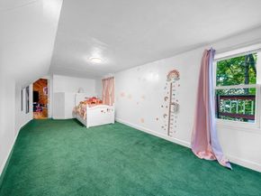 56 Park St, Hudson MA 01749