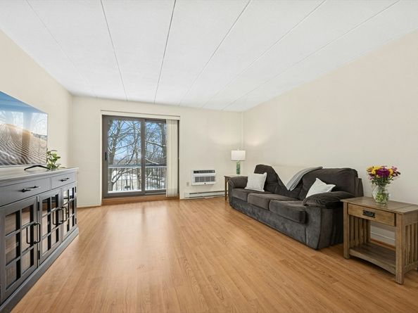 65 Commons Drive 506, Shrewsbury MA 01545