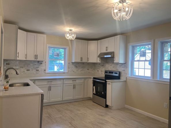 32 Meadow Road, Northborough MA 01532
