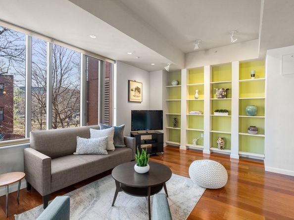 23 Bradford St 201, Boston MA 02118