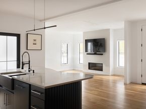 34 Lincoln St 34, Needham MA 02492