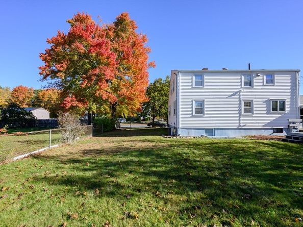 61 Grove St, Braintree MA 02184