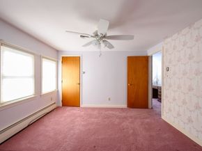 61 Grove St, Braintree MA 02184