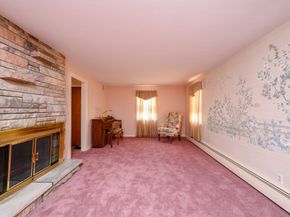 61 Grove St, Braintree MA 02184