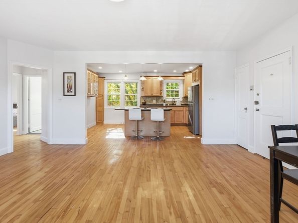 112 Maple St 6, Malden MA 02148