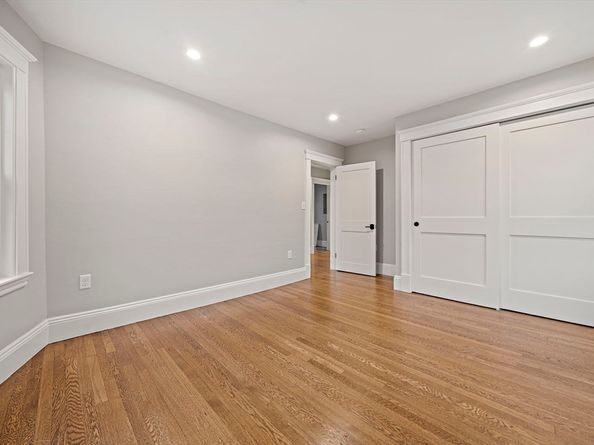 53 Highland Ave, Arlington MA 02476