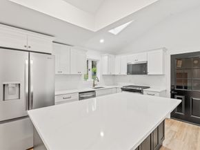 322 River Rd, Andover MA 01810