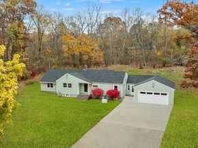 322 River Rd, Andover MA 01810