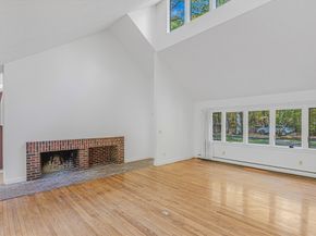 53 Lawrence Rd, Boxford MA 01921