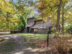 53 Lawrence Rd, Boxford MA 01921