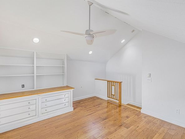 53 Lawrence Rd, Boxford MA 01921