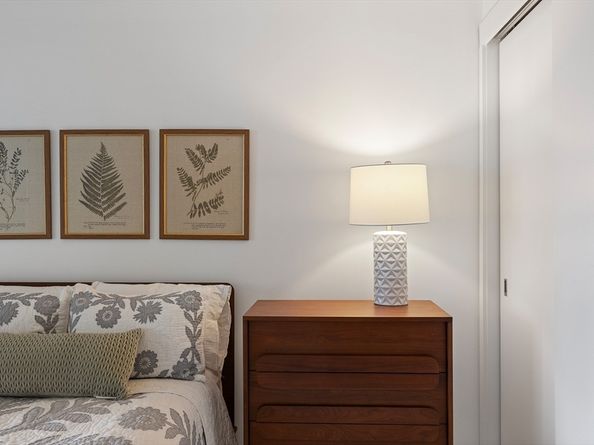 2 Earhart St 424, Cambridge MA 02141