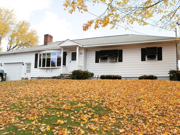 313 Lincoln Street, Leominster MA 01453