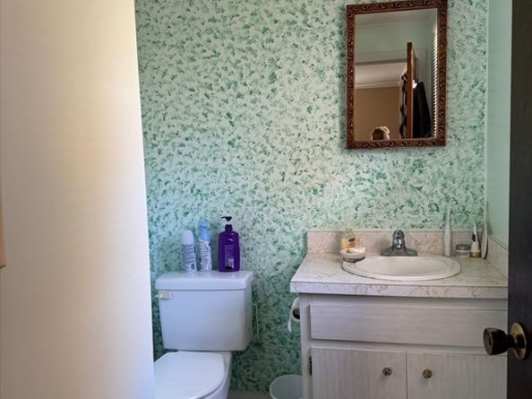 19 Rice Rd, Millbury MA 01527