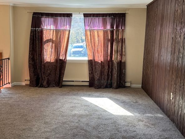 19 Rice Rd, Millbury MA 01527