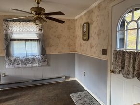 19 Rice Rd, Millbury MA 01527