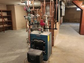 183 Lebanon Hill Rd, Southbridge MA 01550