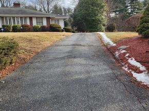 183 Lebanon Hill Rd, Southbridge MA 01550