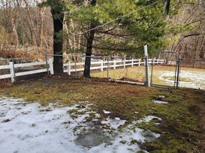 183 Lebanon Hill Rd, Southbridge MA 01550