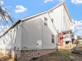 13 Groton Place, Worcester MA 01604
