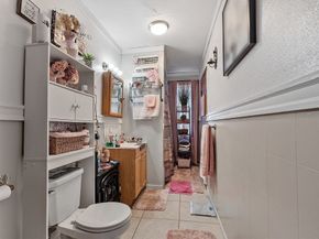 13 Groton Place, Worcester MA 01604