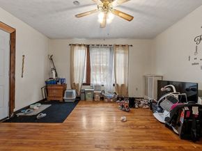 13 Groton Place, Worcester MA 01604