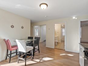 13 Groton Place, Worcester MA 01604