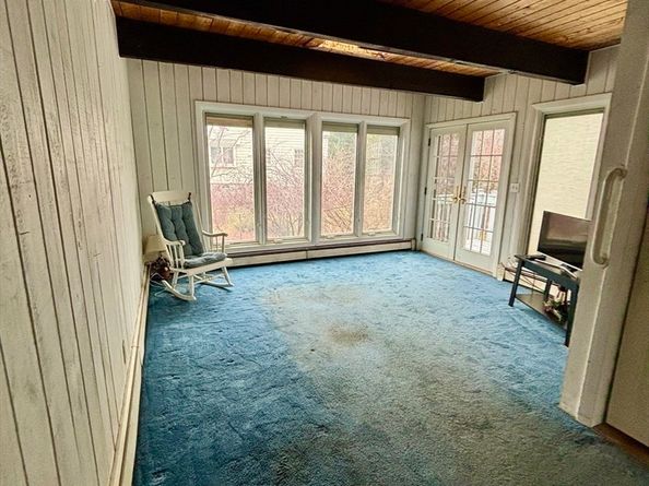 25 Woodward Ave, Reading MA 01867