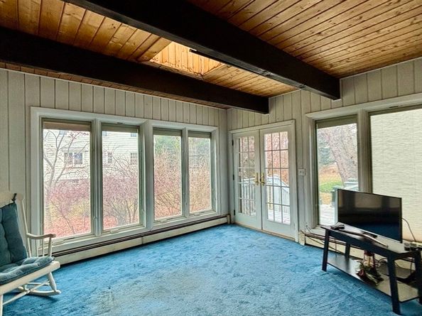 25 Woodward Ave, Reading MA 01867