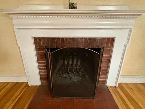 25 Woodward Ave, Reading MA 01867