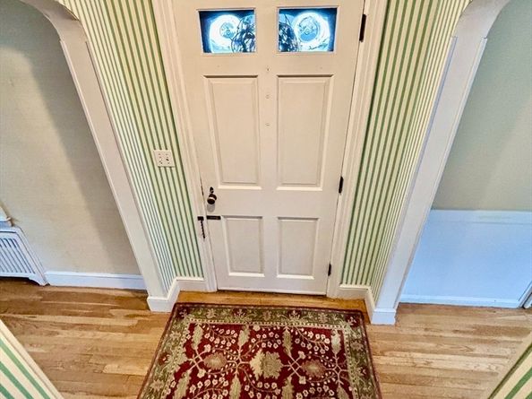 25 Woodward Ave, Reading MA 01867