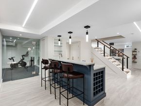 127 Shade St, Lexington MA 02421