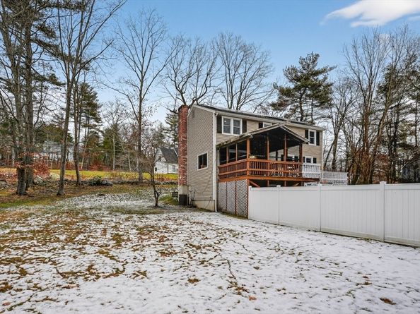 12 Keyes Road, Westford MA 01886