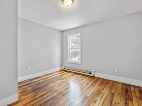 256 Belmont St, Worcester MA 01604