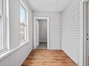 256 Belmont St, Worcester MA 01604