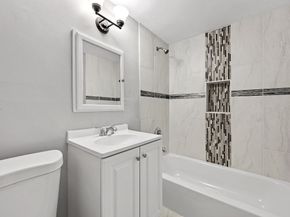 256 Belmont St, Worcester MA 01604