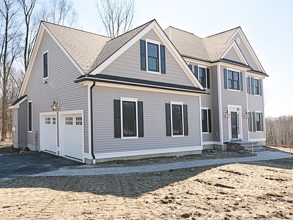 37 Bayliss Way, Uxbridge MA 01569