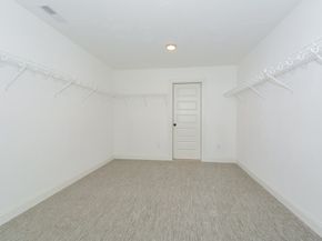 37 Bayliss Way, Uxbridge MA 01569