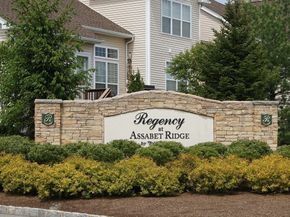 28 Bowood Ln 28, Marlborough MA 01752