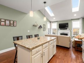 28 Bowood Ln 28, Marlborough MA 01752