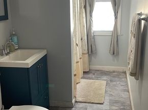 4 Preston St, Worcester MA 01610