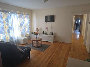 4 Preston St, Worcester MA 01610