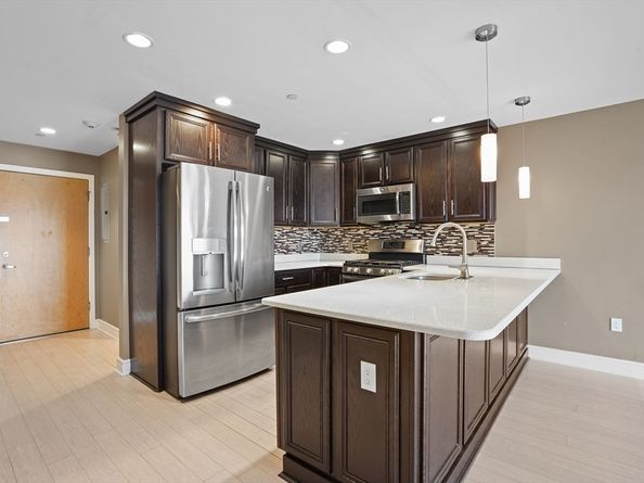 770 Washington Ave 406, Revere MA 02151