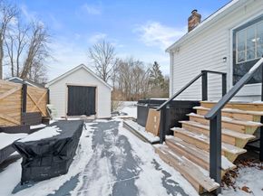 73 Monroe St, Abington MA 02351