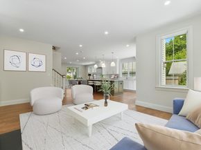 132 Hillside Ave 132, Needham MA 02494